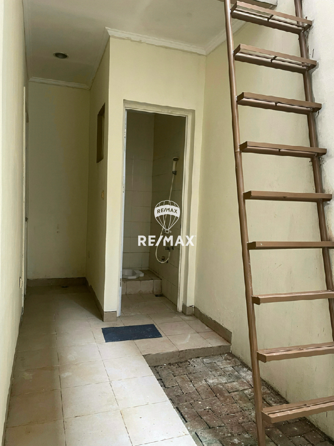 Dijual rumah mewah green lake city