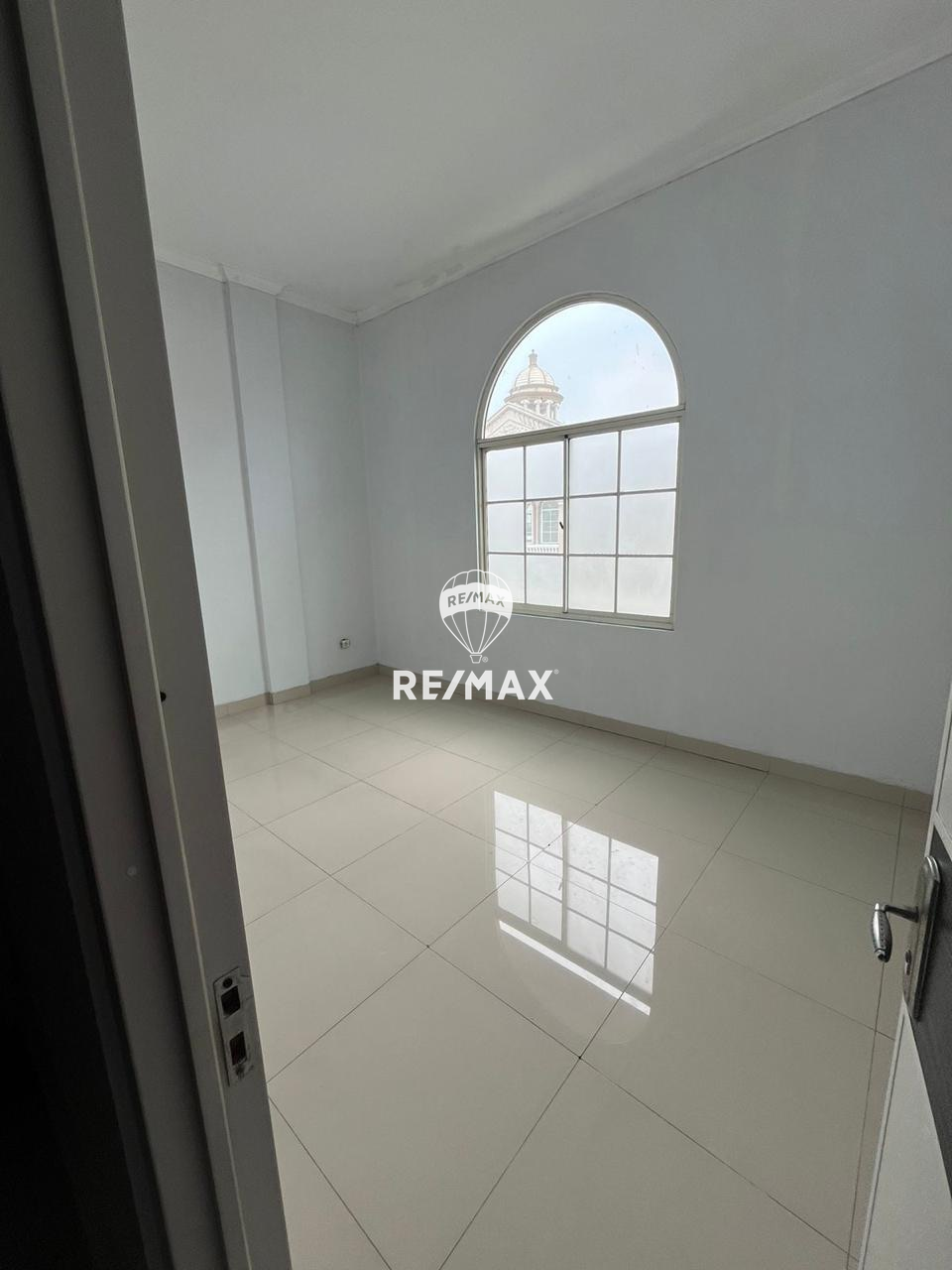 Dijual ruko boulevard murah green lake city